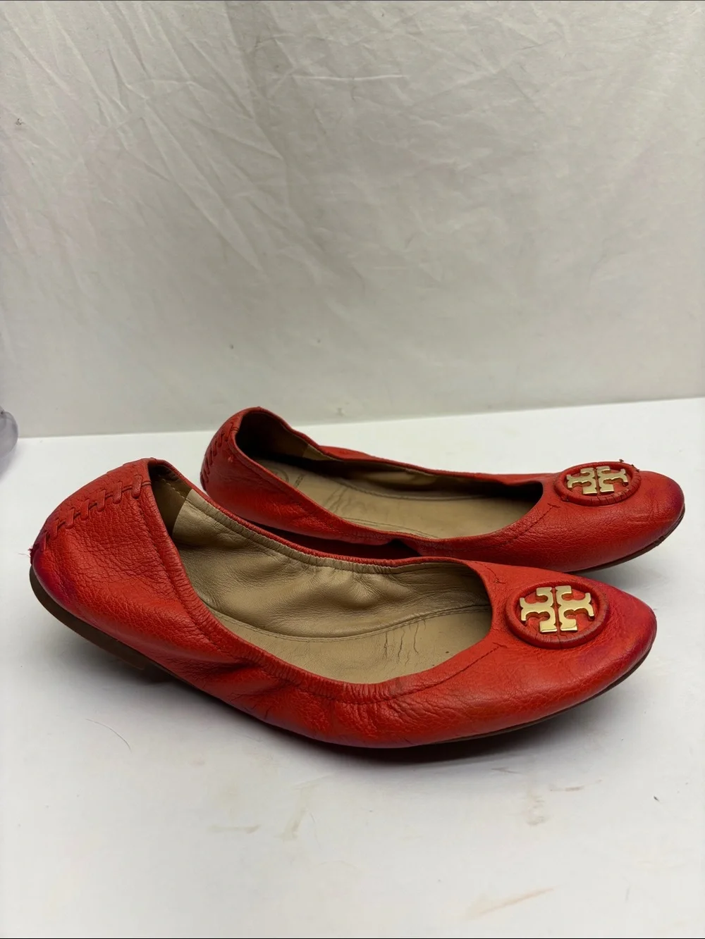Tory Burch Leather Ballet Flats with Gold Medallion, SZ 9, box 71